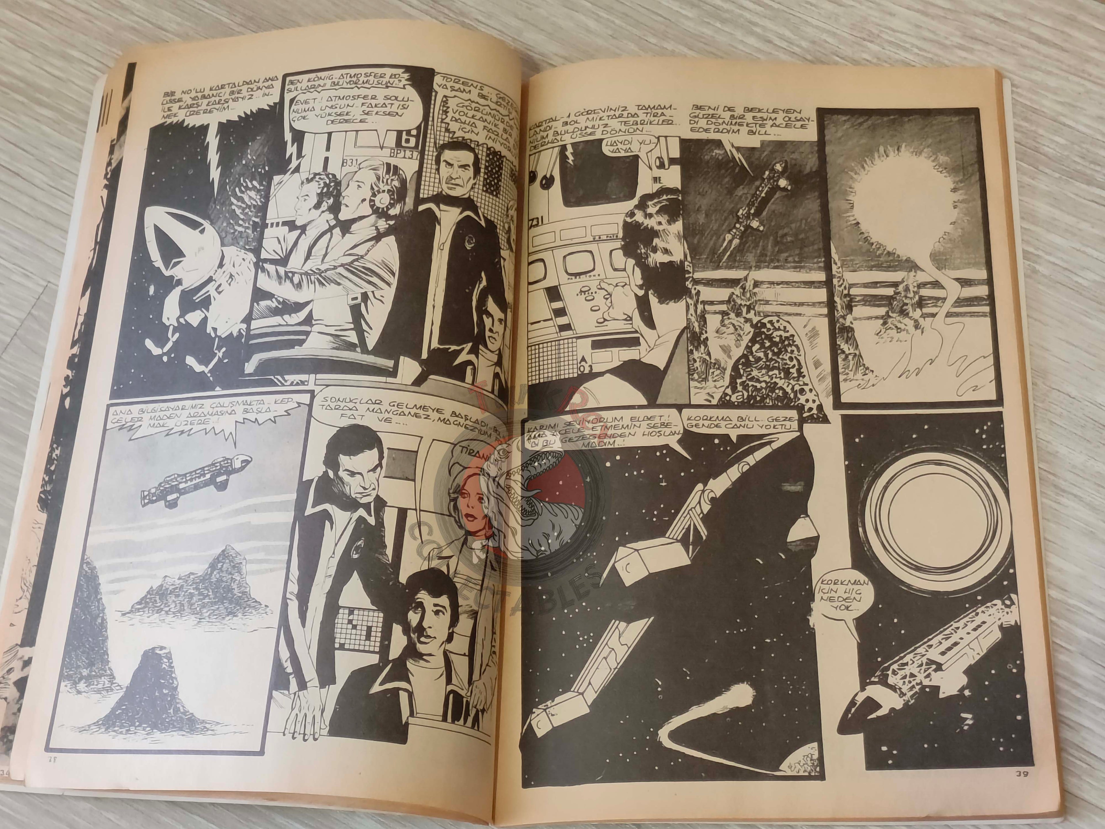 Vampirella #21 1977 Turkish Comic Turkey Warren Publishing cover #30 #54 Space 1999