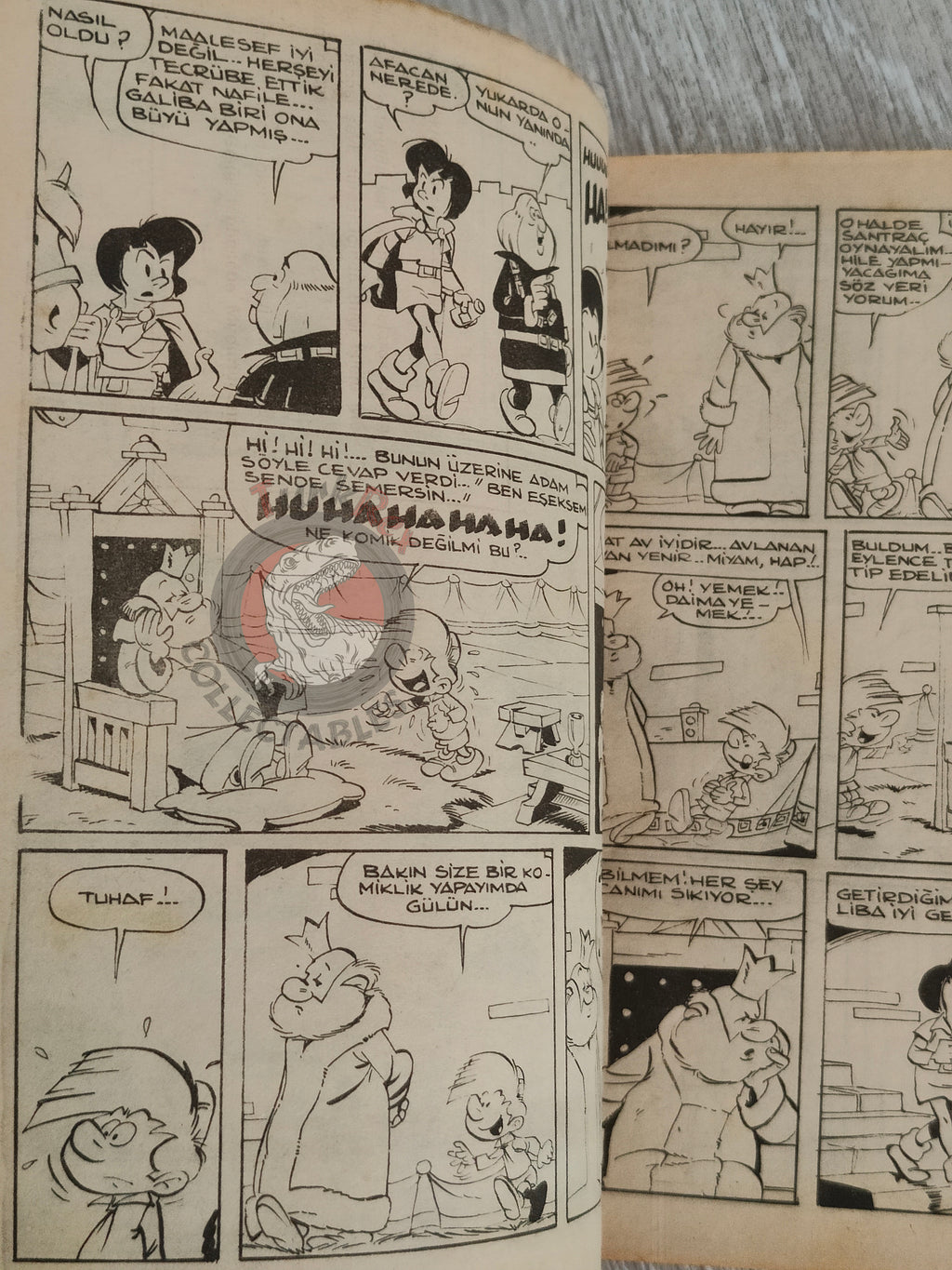 Johan et Pirlouit #4 1979 Turkish Comic Turkey Le Pays Maudit #12 The Smurfs